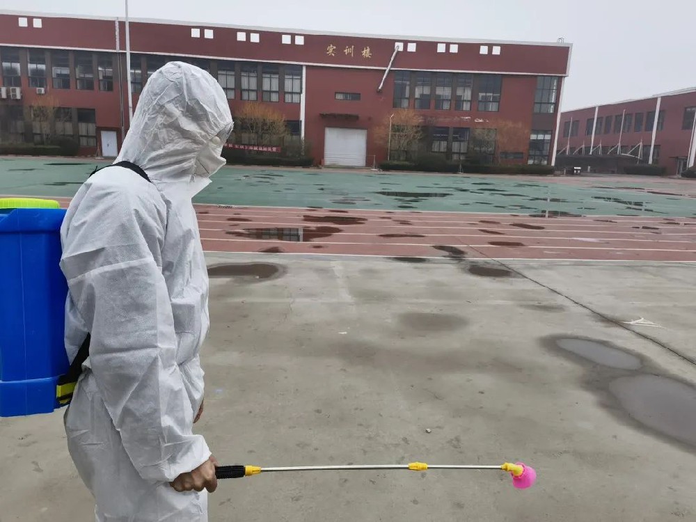 齐心协力，共战疫情 | 我校开展全局消杀及志愿者流调工作行动